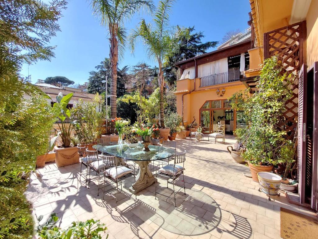 Terrace I, by day